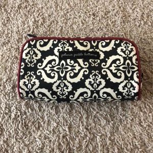 Petunia Pickle Bottom